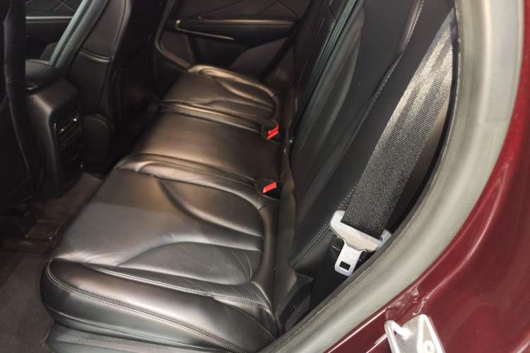 Used Lincoln MKC 2017 2.0T Two-Wheel Drive Deluxe Edition