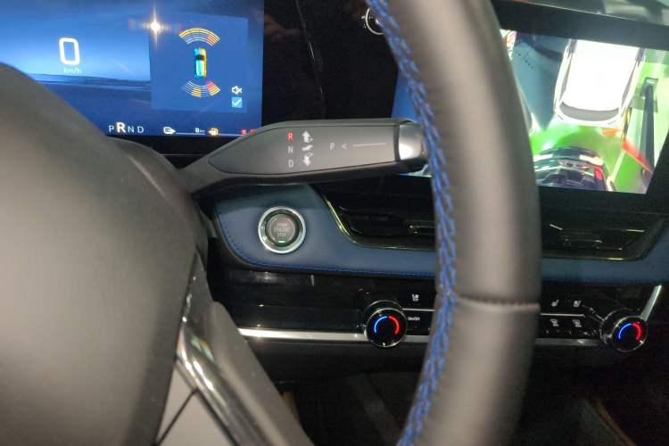 Used Chevrolet Equinox Plus 2024 102km RS Ultimate Edition