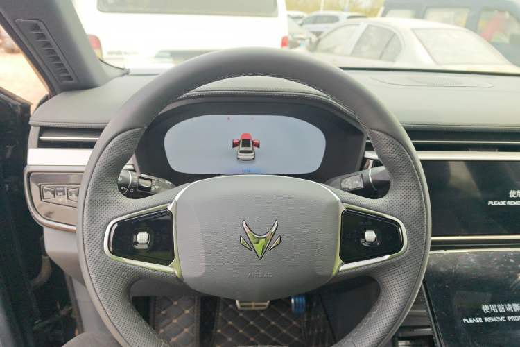 Used ARCFOX Alpha T 2023 480 Forest Edition 175kW Steering Wheel