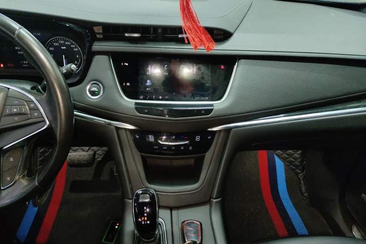 Used Cadillac XT5 2022 2.0T Two-Wheel Drive Luxury Version