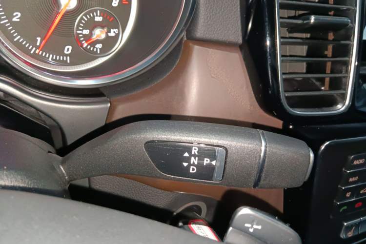 Used BAIC Off-Road BJ90 2021 3.0T Zhenrong Edition Gear Lever