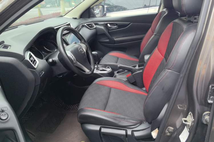 Used Nissan Qashqai 2016 2.0L CVT Luxury Edition
