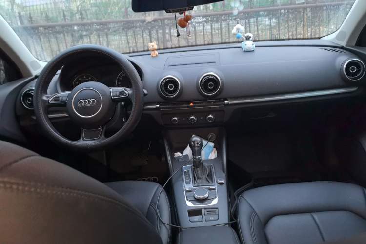 Used Audi A3 2016 Limousine 35 TFSI Prestige Edition