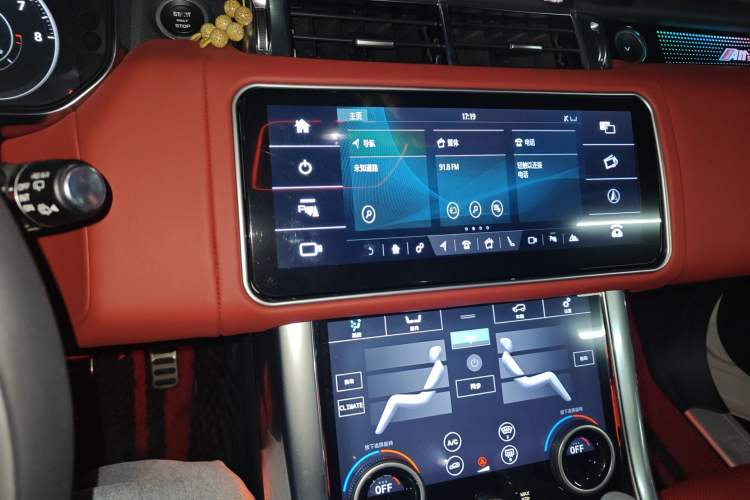 Used Land Rover Range Sport 2017 3.0 SC V6 HSE DYNAMIC Audio And AC Panel