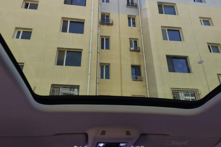 Used Volkswagen Viloran 2022 330TSI Luxury Edition
