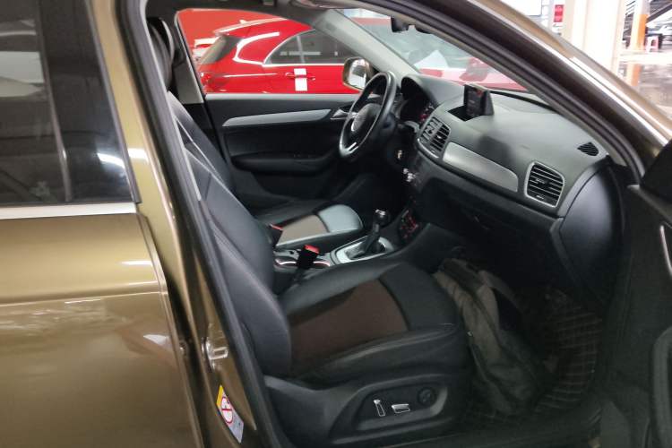 Used Audi Q3 2017 35 TFSI Fashion Model
