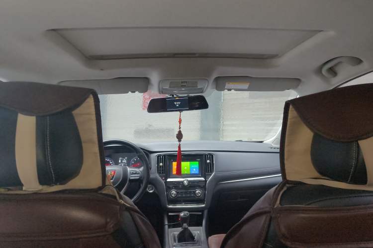 Used Roewe i6 2018 20T Manual Luxury Edition