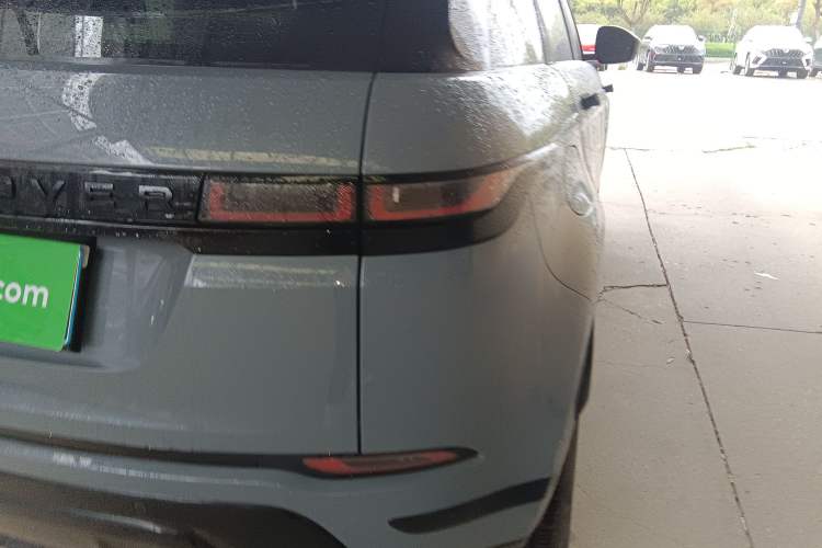 Used Land Rover Range Evoque 2020 249 PS R-DYNAMIC S Black Edition Sport Version Right Rear Taillight