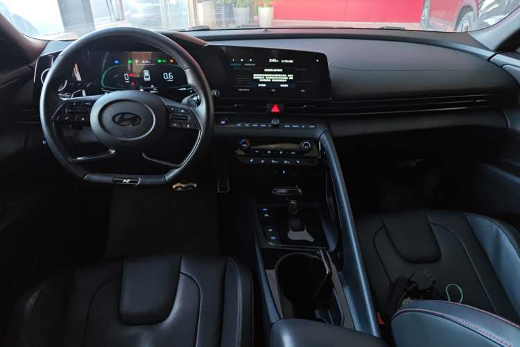 Used Hyundai Elantra 2023 240TGDi DCT N Line LUX Prestige Edition