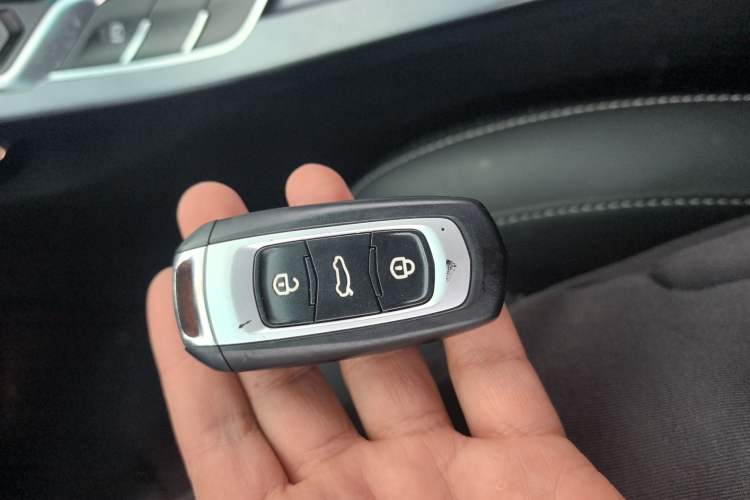 Used Geely Auto Emgrand 2018 1.5L CVT Upward Connect Edition