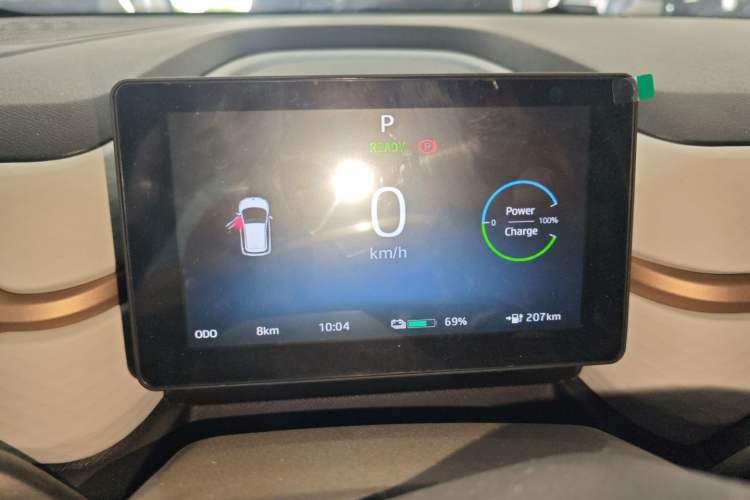 Used JAC Yiwei E10X 2024 Charming Edition 301km Lite