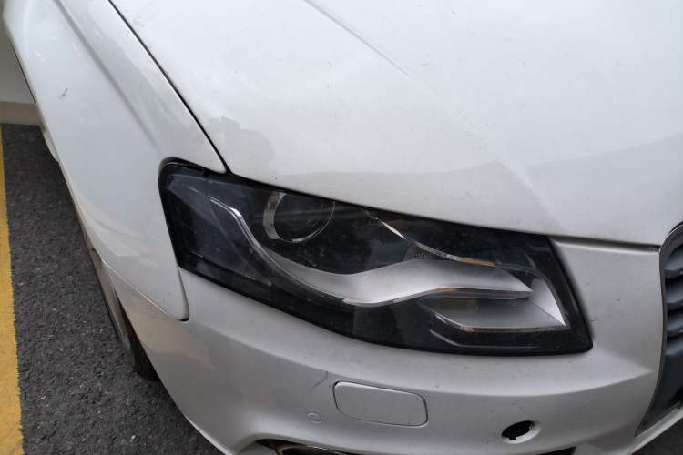 Used Audi A4L 2012 2.0 TFSI automatic standard version