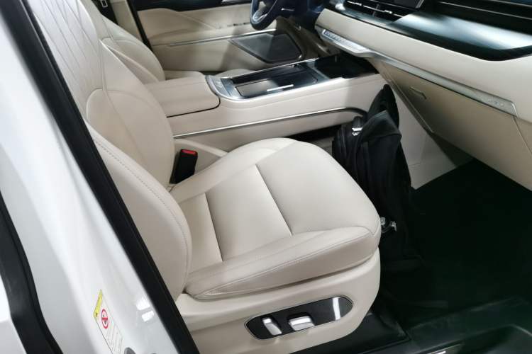 Used Wey Lanshan 2023 Four-Wheel Drive Ultra-Long Range Version
