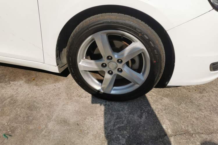 Used Bestune B70 2016 2.0L automatic Comfort trim level
