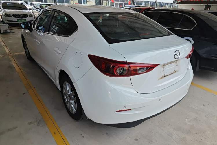 Used Mazda 3 Axela 2017 Sedan 1.5L Automatic Luxury Model Emission Standard China V Exterior 2