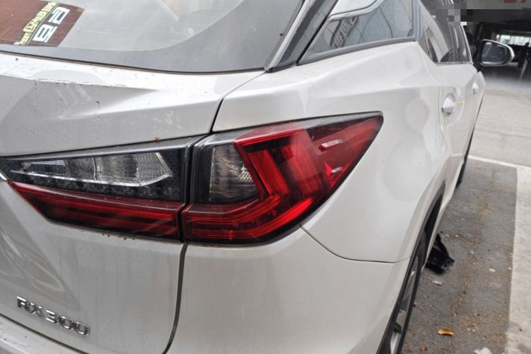 Used Lexus RX 2016 300 Two-Wheel Drive Elite Version China V Standard Right Rear Taillight