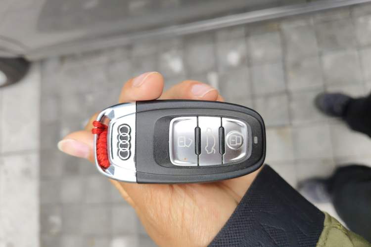 Used Audi A6 2015 3.0T allroad quattro
