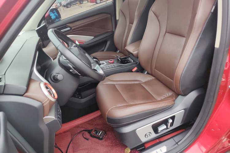 Used Wey VV6 2018 2.0T Two-Wheel-Drive Ultra-Luxury Version China V Standard