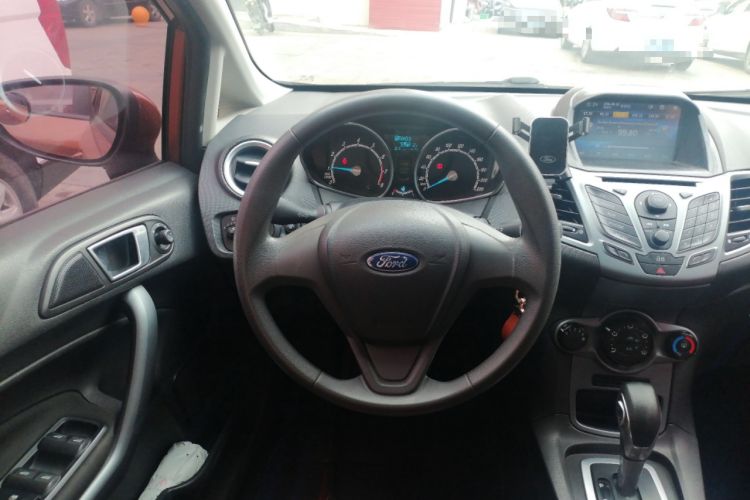Used Ford Fiesta 2013 Hatchback 1.5L Automatic Fashion Edition Steering Wheel