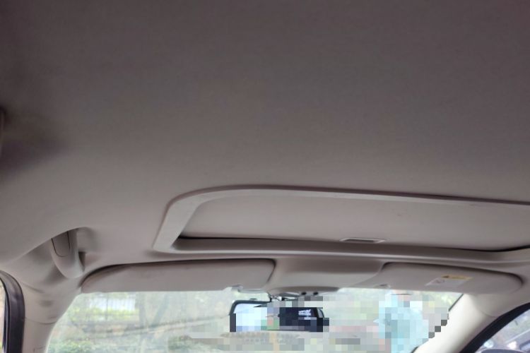 Used Jeep Compass 2014 2.0L two-wheel drive sport version Headliner