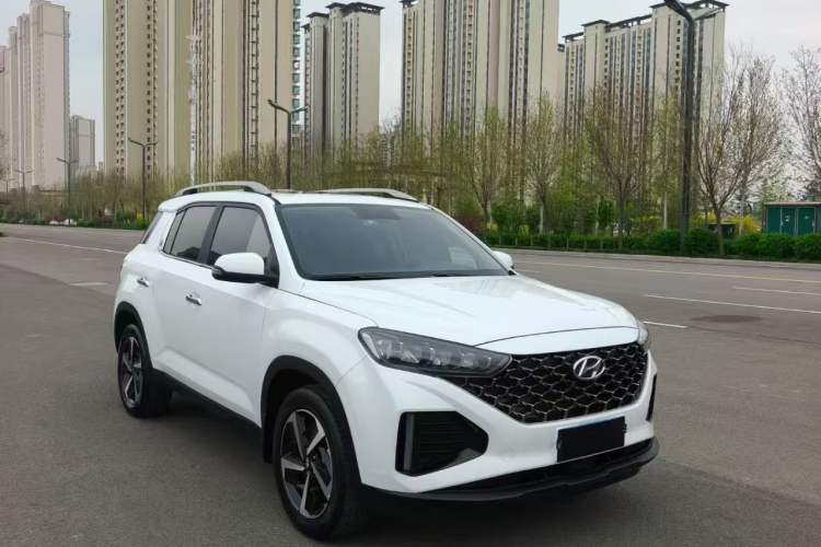 Used Hyundai ix35 2021 2.0L Automatic 2WD GLS Leading Edition Front Right 45 Deg