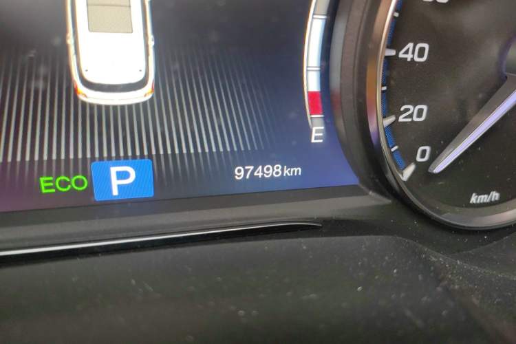 Used GAC Trumpchi GS8 2017 320T Two-Wheel Drive Luxury Smart Connectivity Version (7 Seats) Odometer Close Up