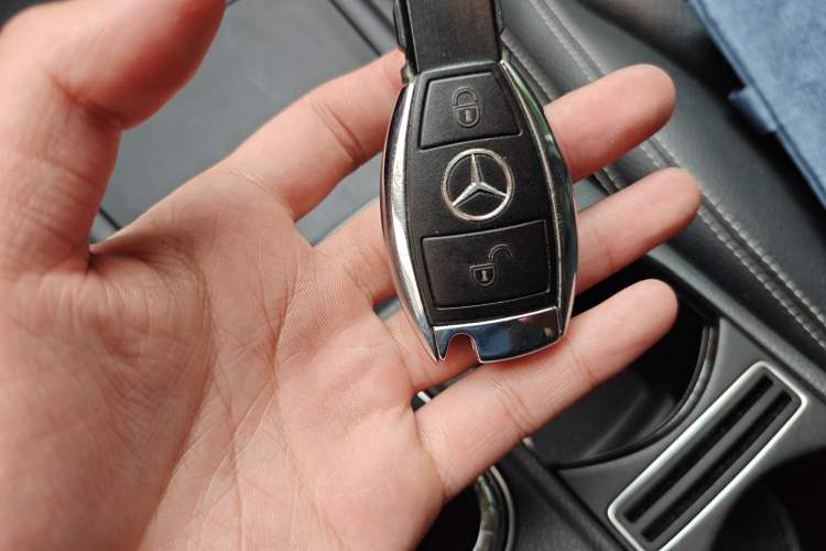 Used Mercedes-Benz GLA 2015 GLA 220 4MATIC Fashion Model Vehicle Key