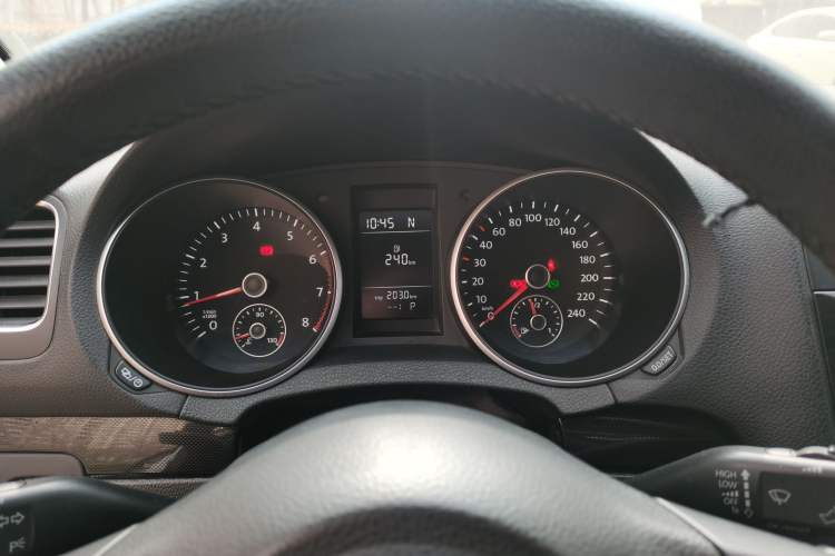 Used Volkswagen Golf 2014 1.6L Automatic Comfort Model
