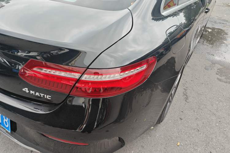 Used Mercedes-Benz E-Class 2019 E 200 Coupe Right Rear Taillight