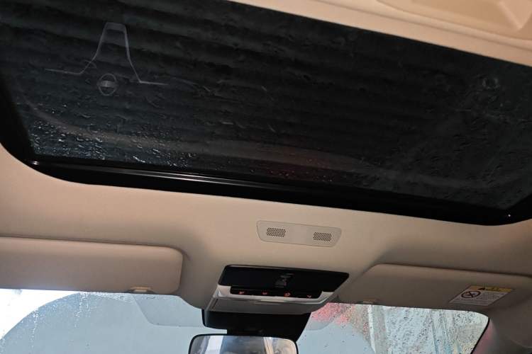 Used Nissan Sylphy 2023 1.6L CVT Smart Drive Version Headliner