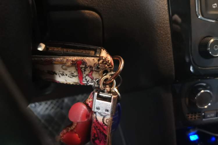 Used Volkswagen Polo 2013 1.6L Automatic Luxury Edition Vehicle Key