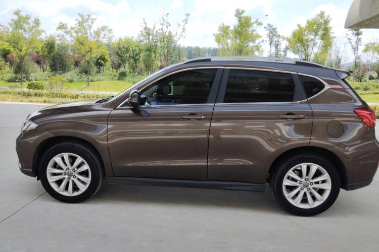 Used Haval H2 2014 1.5T Manual Two-Wheel Drive Elite Edition
