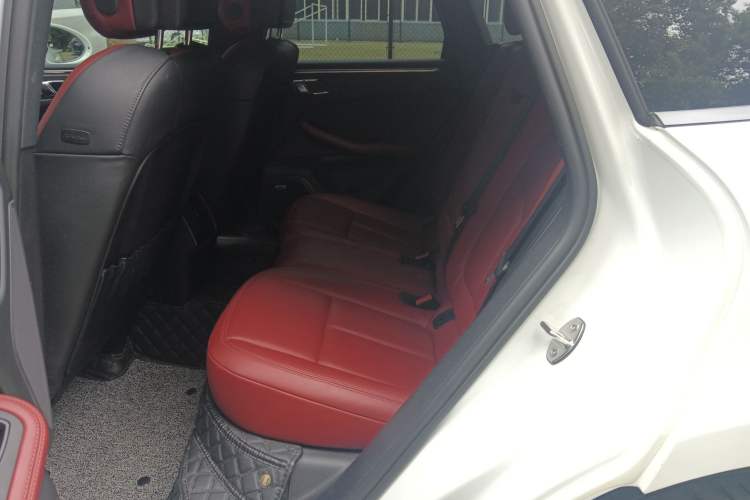 Used Porsche Macan 2022 Macan 2.0T