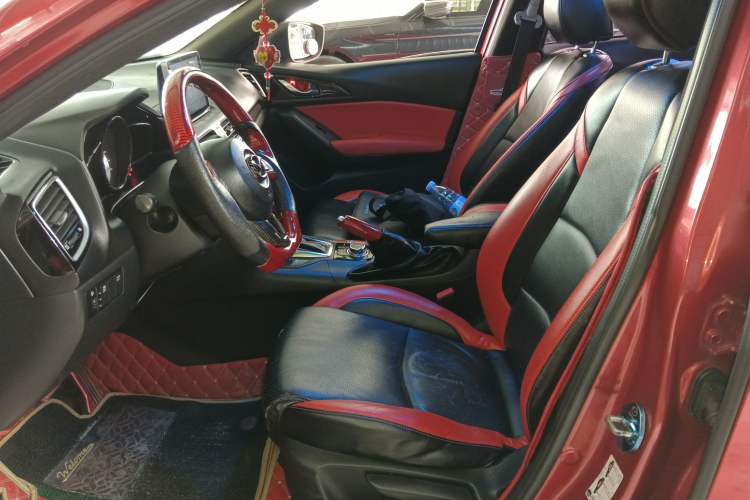 Used Mazda 3 Axela 2016 Sedan 1.5L Automatic Comfort Model Left Front Seat