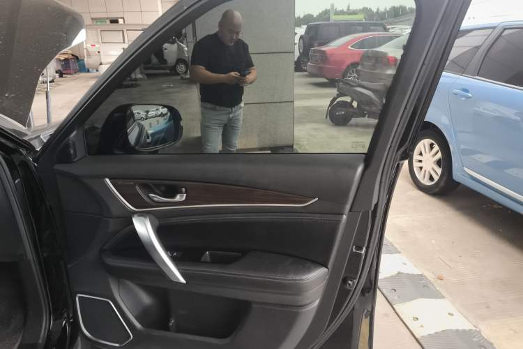 Used Honda Avancier 2017 240TURBO Two-Wheel Drive Luxury Edition
