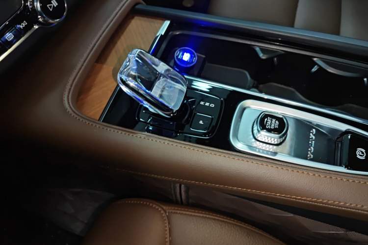 Used Volvo S90 2024 B5 Zhiyi Luxury Edition