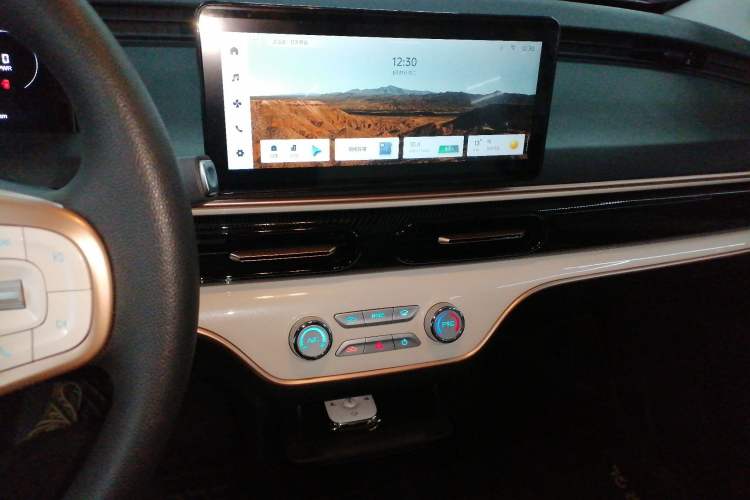 Used Cowin October 2026 Model Mate 305km Guoxuan Surfing Waves Edition
