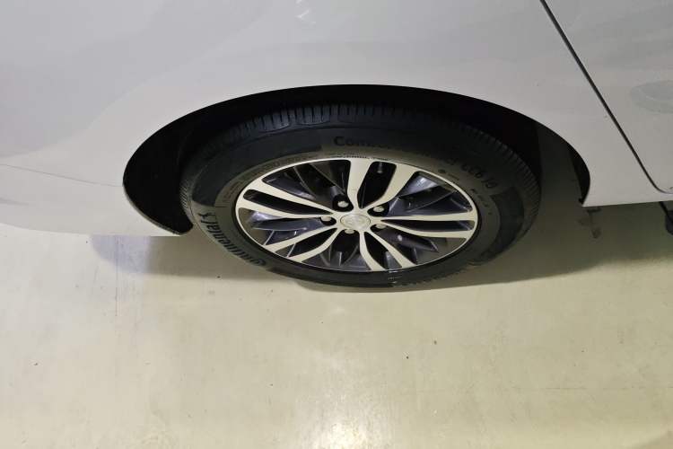 Used Buick GL8 2023 ES Lu Zun Deluxe Model