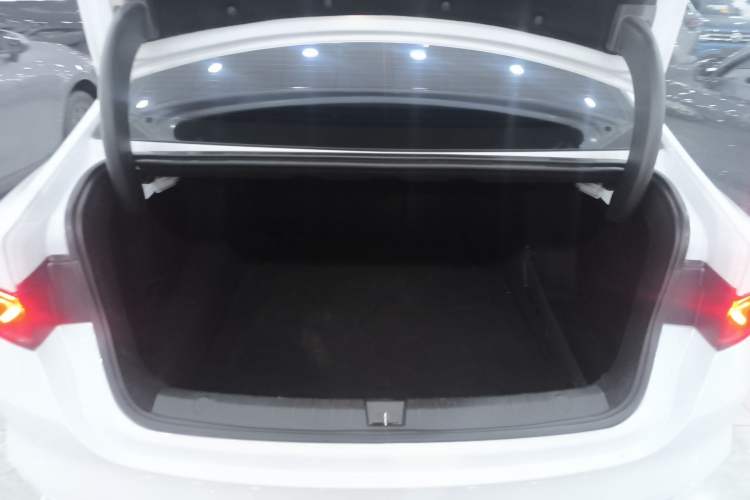 Used BYD Qin PLUS 2024 HONOR Edition DM-i 55KM Leading Model