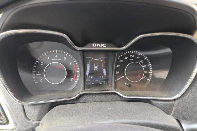 Used HYOSOW H3 2015 1.5L manual luxury version Instrument Cluster