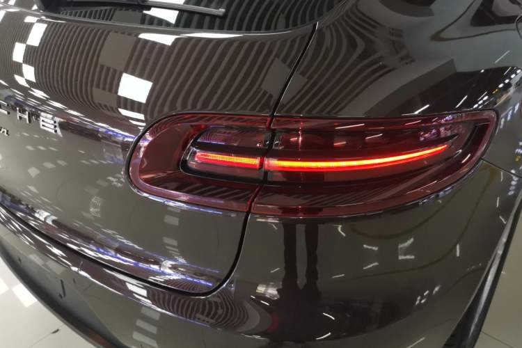 Used Porsche Macan 2017 Macan 2.0T
