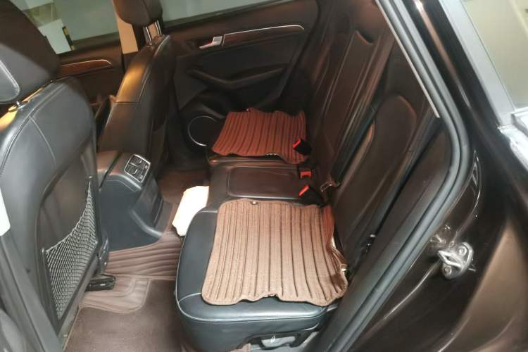 Used Audi Q5 2015 40 TFSI Comfort Model