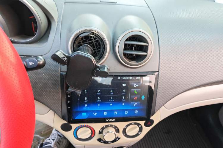 Used Chevrolet Lova 2010 1.4 AT Fashion Edition