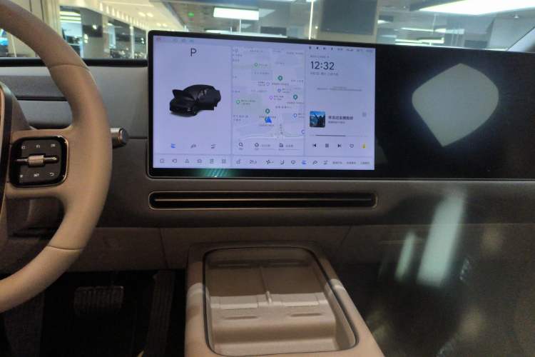 Used Li Auto i6 2025 Model Four-Wheel-Drive Standard Type