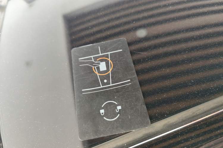 Used Tesla Model Y 2021 Long-Range All-Wheel-Drive Version
