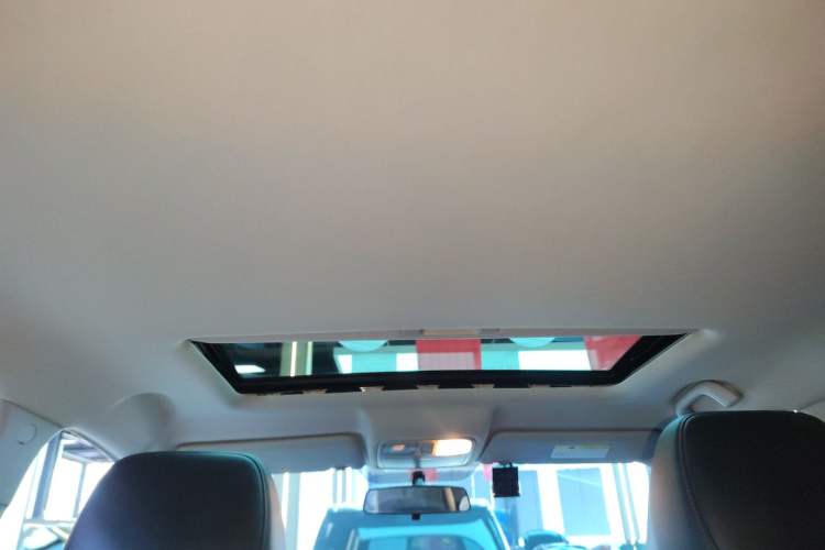 Used CHANGAN CS75 2020 280T DCT Luxury Model China VI Standard Headliner