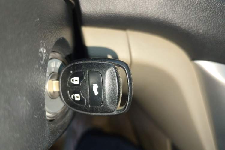 Used CHANGAN Eado 2013 1.6L Manual Luxury Model China V Standard
