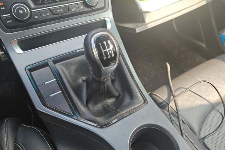 Used Geely Auto Vision S1 2018 1.5L Manual FENGXING Model
