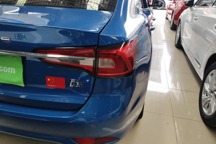Used Roewe i5 2019 1.5L Automatic 4G Connected Langyue Edition
