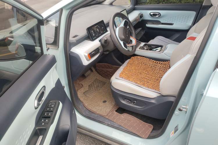 Used AION Y 2021 70 Intelligent Edition